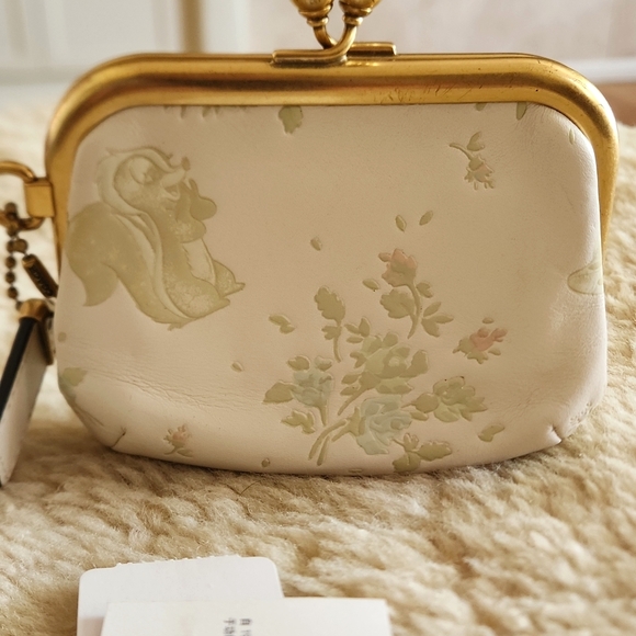 Adorable NWT Coach Disney X Bambi Kisslock Wallet 🤍🦌🩷 - Picture 5 of 16